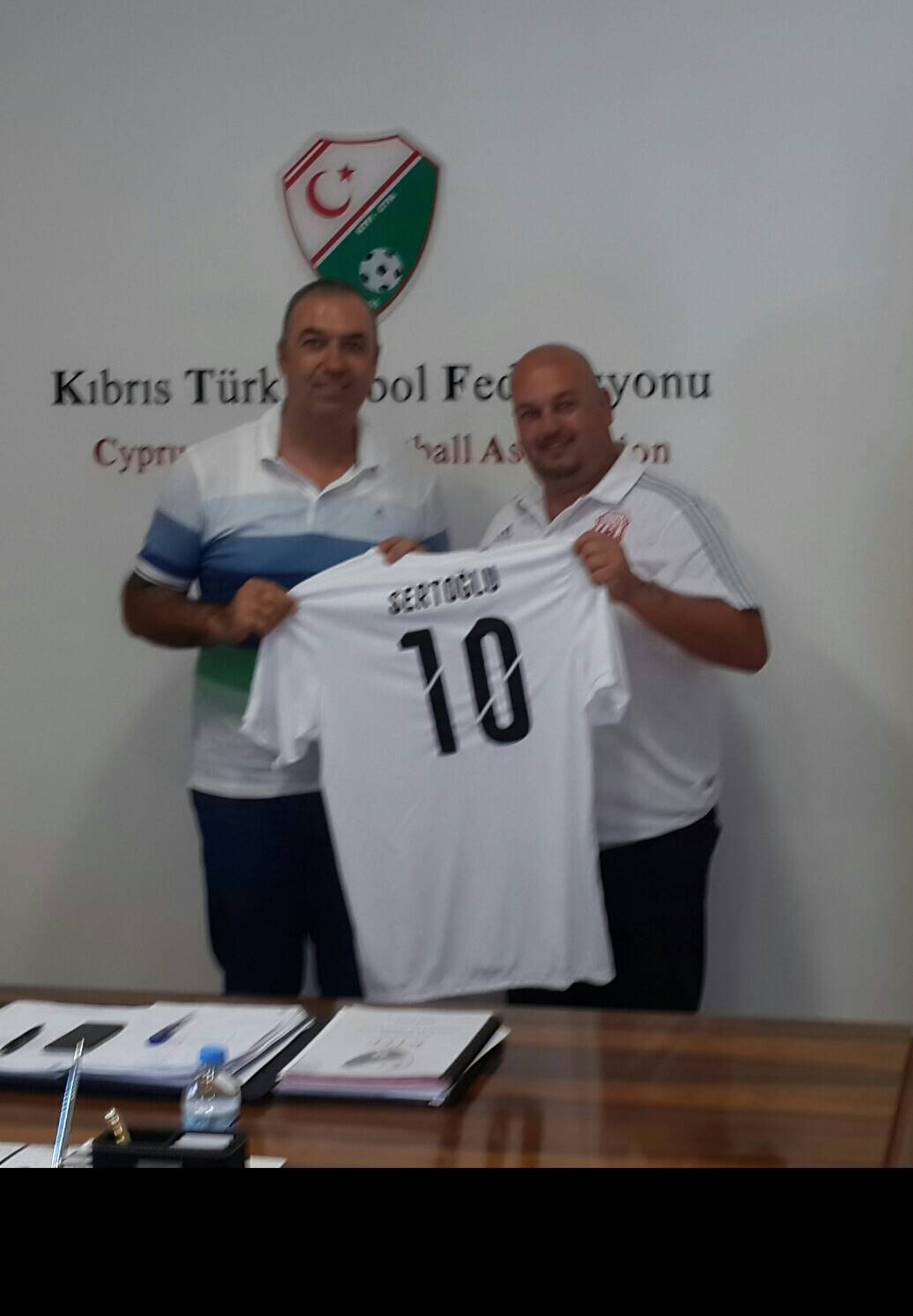 Carınlea Türk Gücü Başkanından  KTFF Başkanı Hasan SERTOĞLU’nu ziyaret