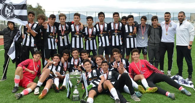 U17 Ligi Şampiyonu Yenicami AK