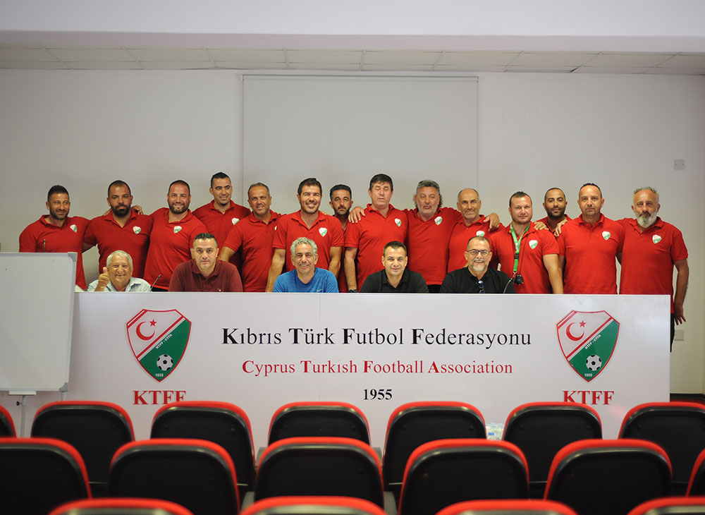 Teknik Direktör adayları spor ve medya konusunda bilgilendirildi