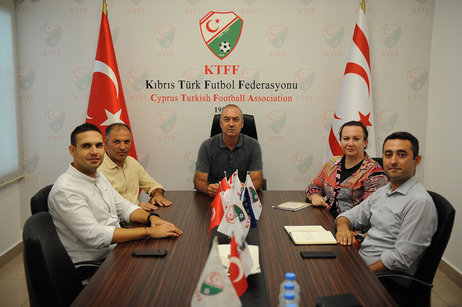 "Gol Atan Cepheye" belgeselinin galası yapılıyor