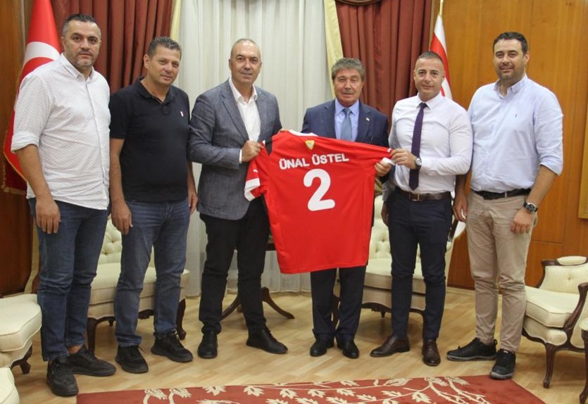 KTFF'den Başbakan Üstel'e ziyaret