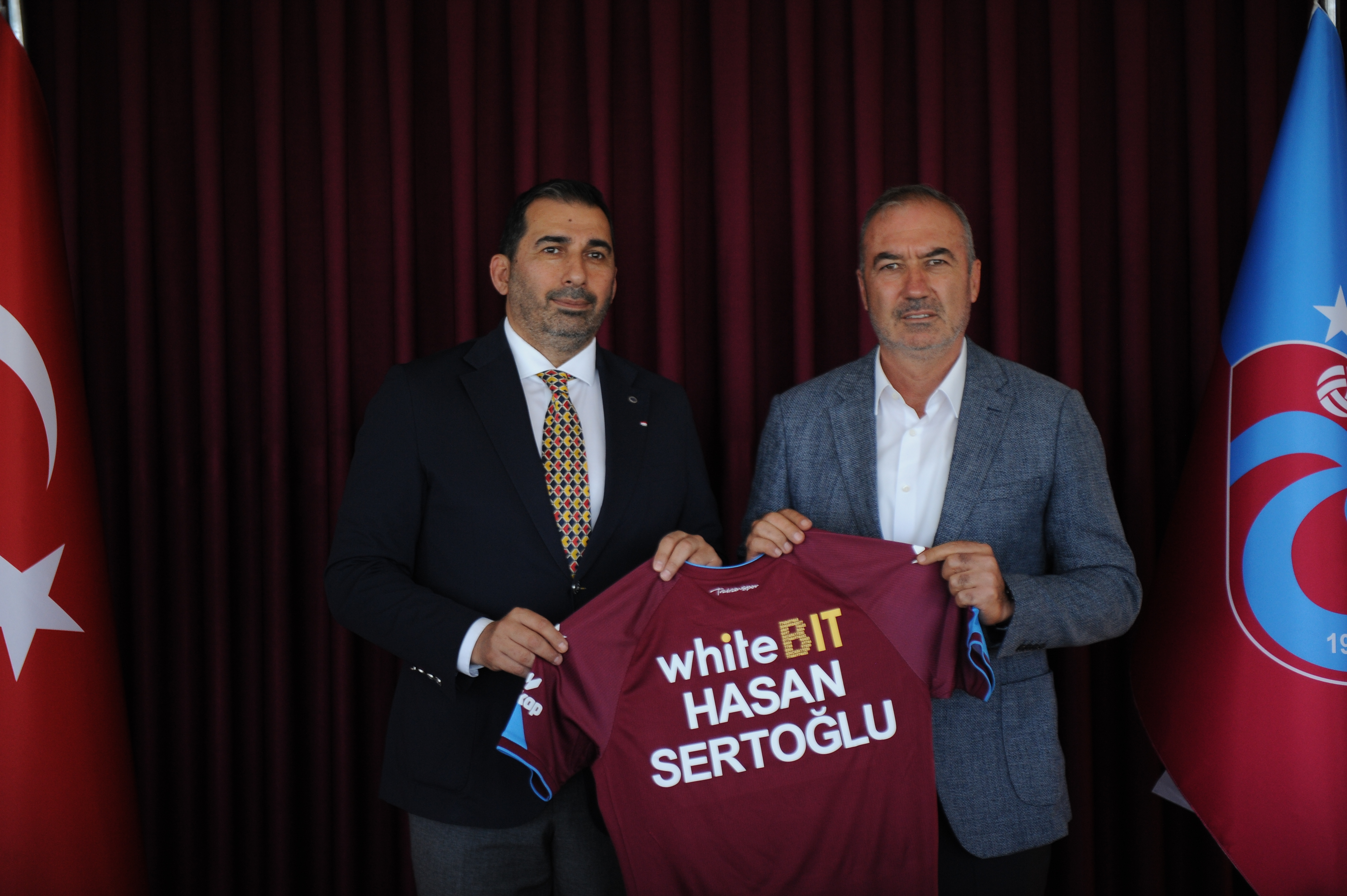 Sertoğlu ve ekibi Trabzon'da temaslarda bulundu