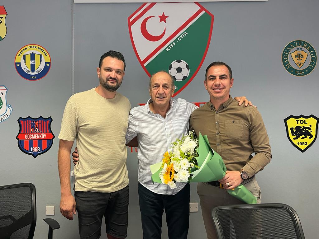 Trabzonspor efsanesi Özçağlayan akademilerle sohbet gerçekleştirdi